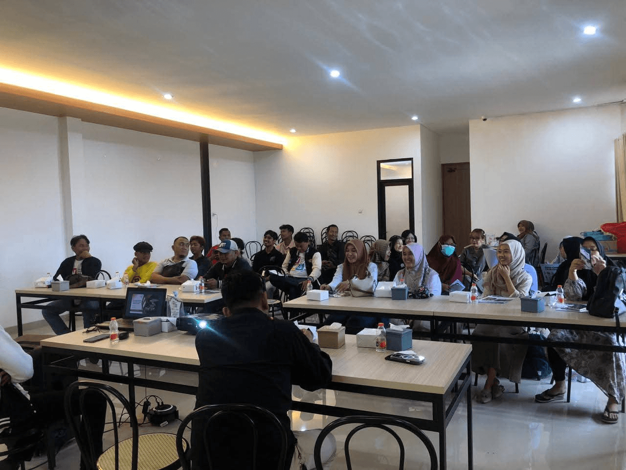Foto kegiatan: Wmb Talk 48